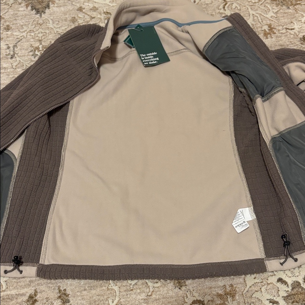 NWT L.L. Bean Women's  Mountain Classic Fleece Jacket - Picture 8 of 9